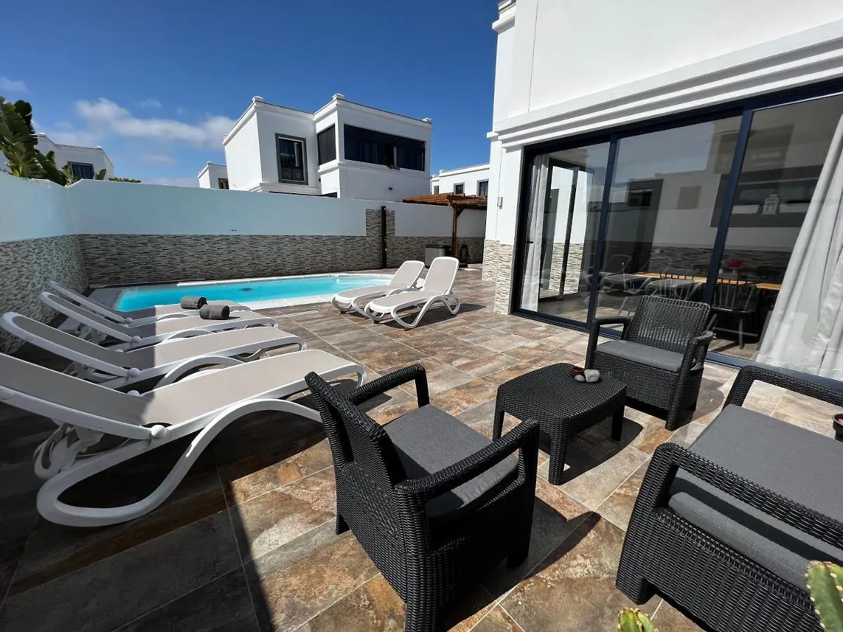 Fashion Villa Vivalavida, Private Pool X Parking Playa Blanca